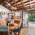 Casa Rosalia * Icod De Los Vinos